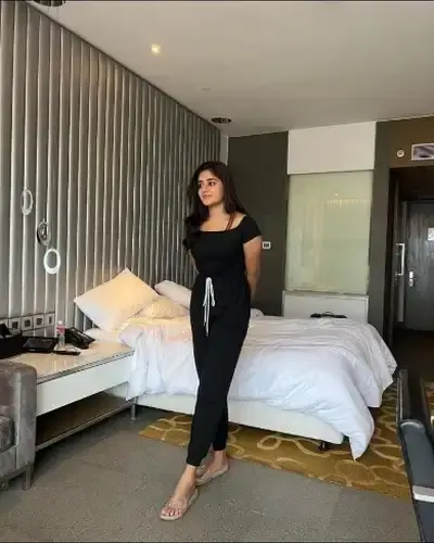 Lunavada Call Girl Service